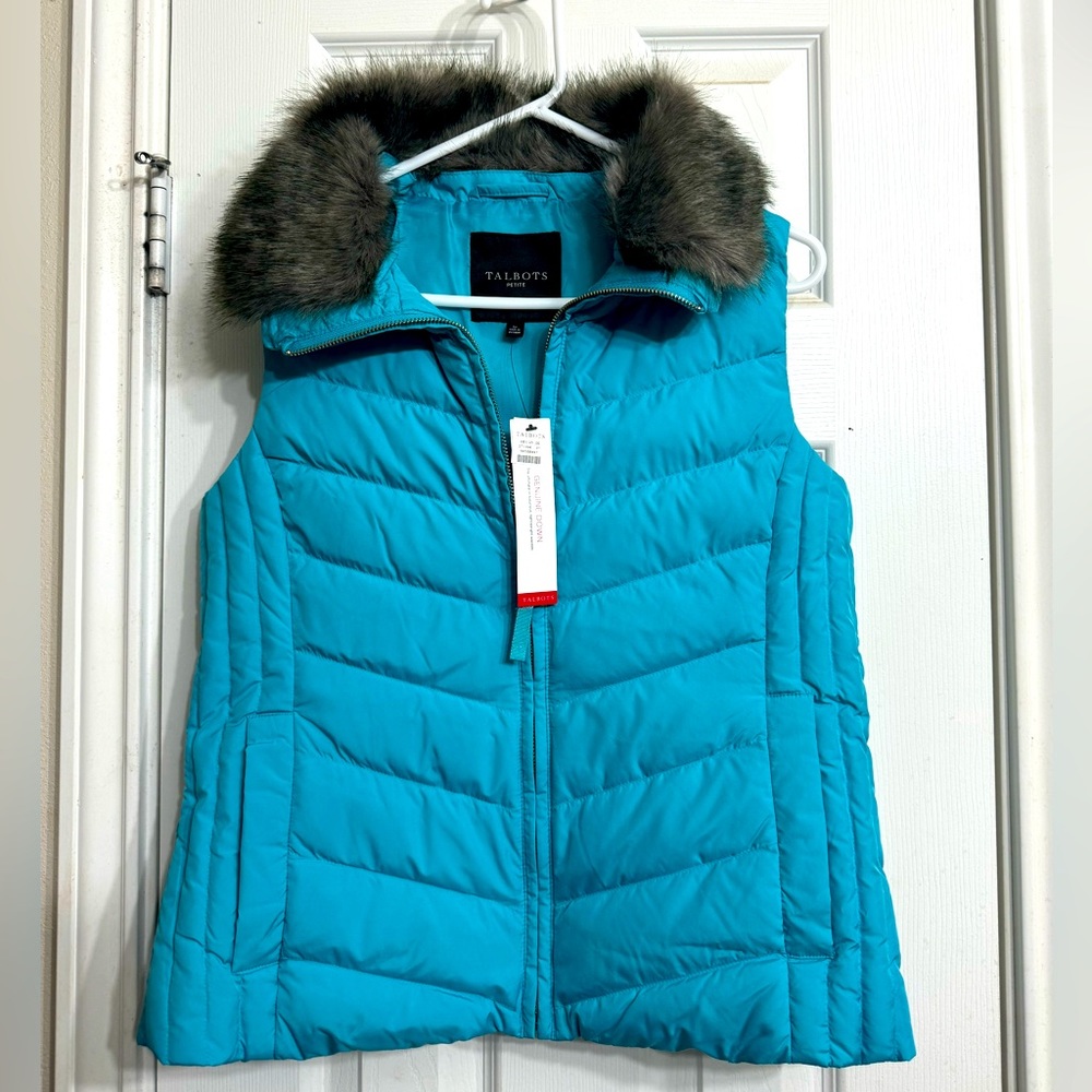 NWT ❤️TALBOTS ❤️ puffer vest size petite small